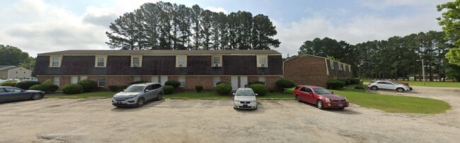 Photo - 800 Oakwood St