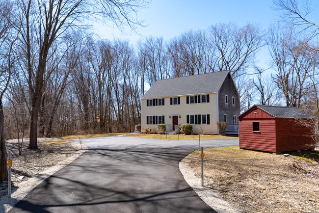Photo - 671 Main St Townhome