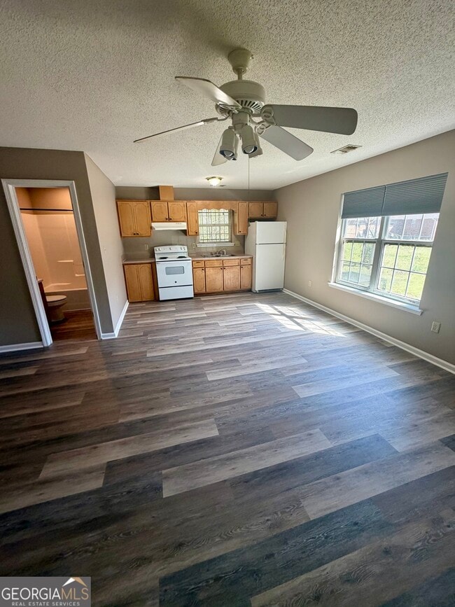 Photo - 806 E Church St