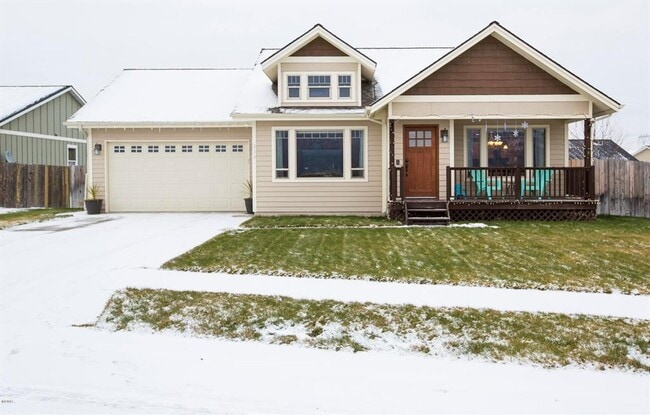 Building Photo - Lovely West Kalispell Home