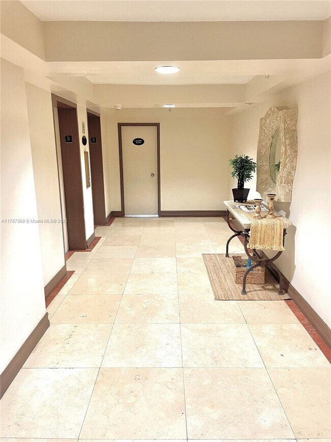 Photo - 9195 Collins Ave Unit 1012