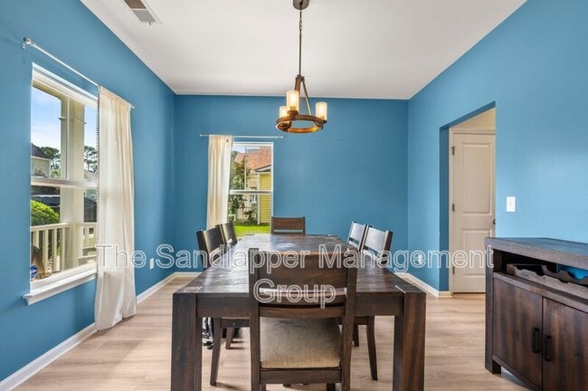 Photo - 7430 Northgate Dr