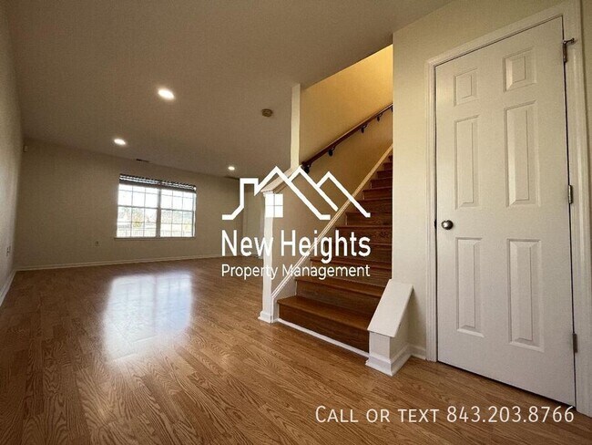 Photo - 146 Patriot Ln