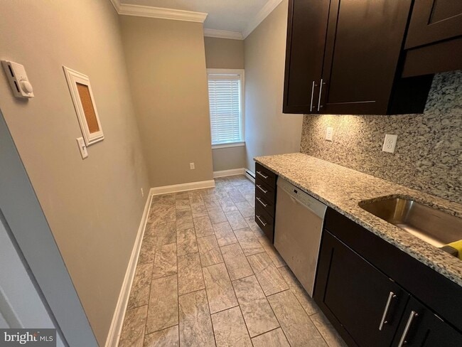 Photo - 15 S Braddock St