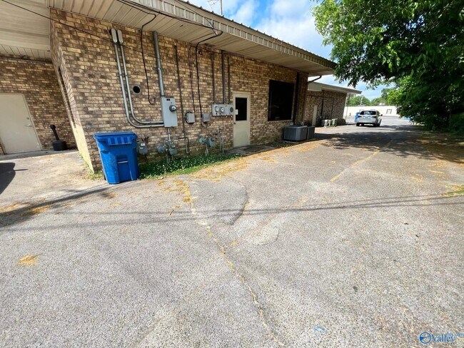 Photo - 301 W Main St