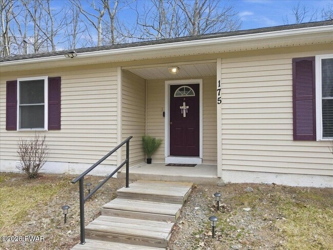 Photo - 175 Oak Hill Rd