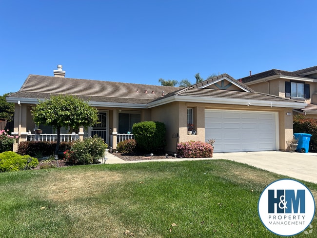 Building Photo - 3-Bedroom Home in a Prime Location!