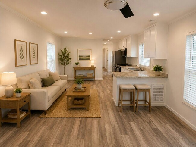 28 Lily Dr