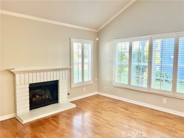 Photo - 30 Racing Wind