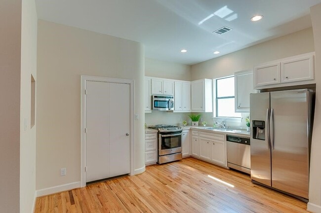 Photo - 3703 Main Poplar Dr
