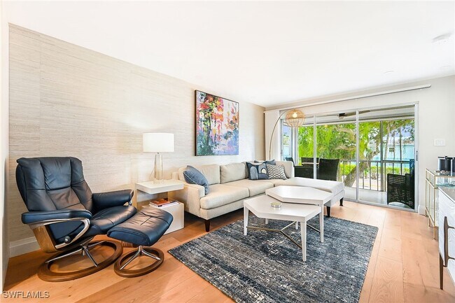 Photo - 250 7th Ave S Unit 207