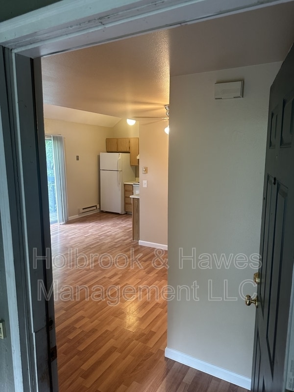 Building Photo - 4531 Boardwalk Dr Unit X - X-7 Rental