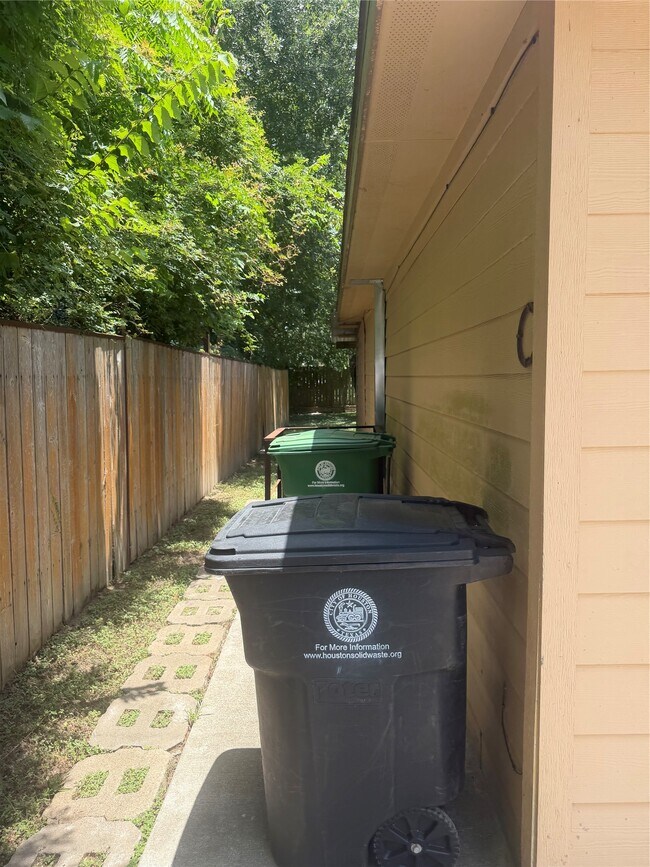 Photo - 5047 Nassau Rd