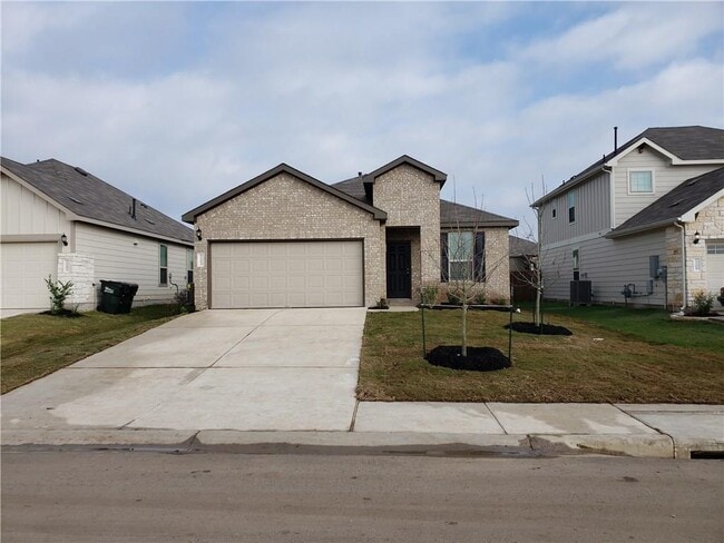 Building Photo - 1105 Cliffbrake Wy