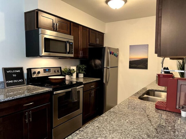 Photo - 517 E Division St Unit ID1253091P