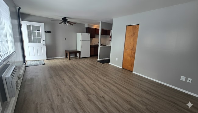 Photo - 46169 Jefferson Ave Unit 4