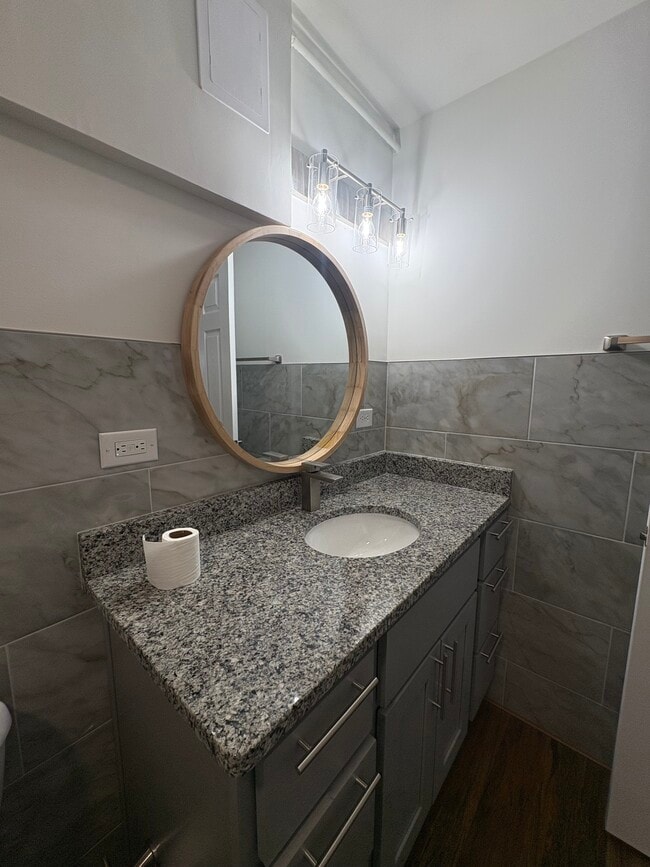 Photo - 909 Ridge St