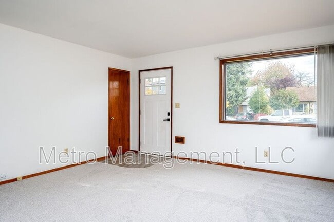 Photo - 8307 N Fowler Ave Unit Fowler Five 1