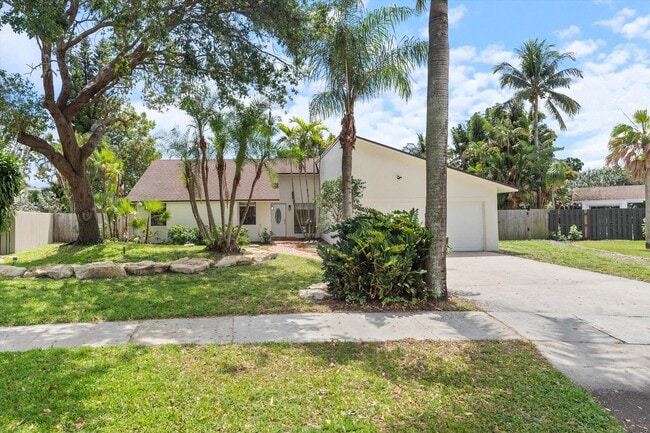 Photo - 1394 Gallinule Cir House