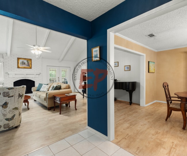 Photo - 712 Willow Creek Dr Casa