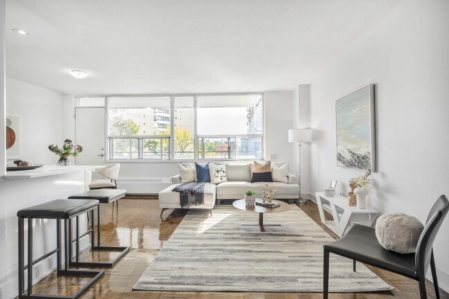 225 Davisville Avenue