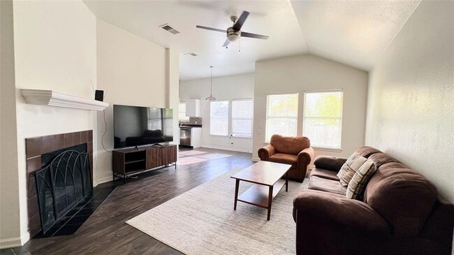 Photo - 1519 Darley Arabian Dr