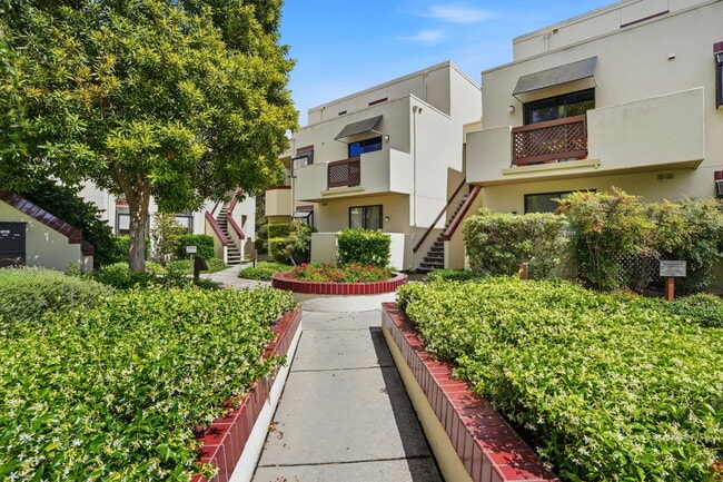 Building Photo - 108 Shorebird Cir