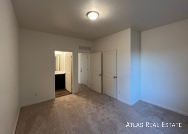 Photo - 231 N 201st Ave