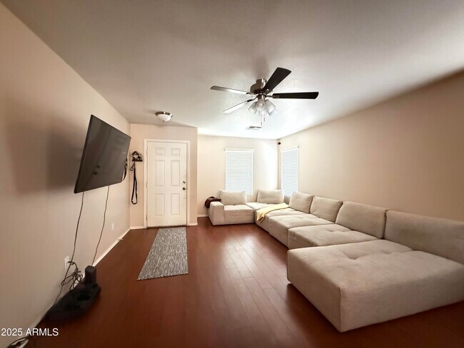 Photo - 3650 E Constitution Dr