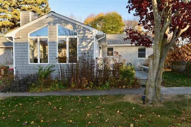 Photo - 55 Vinton Ave