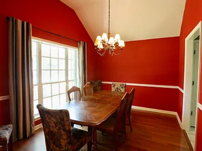 Photo - 3 Bed/2 Bath