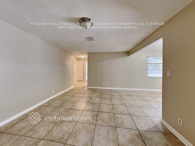 Photo - 7616 NW 40th St