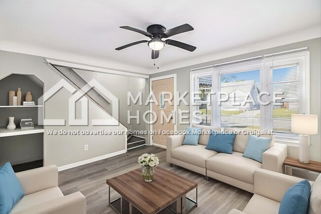 Photo - 24850 Wilmot Ave