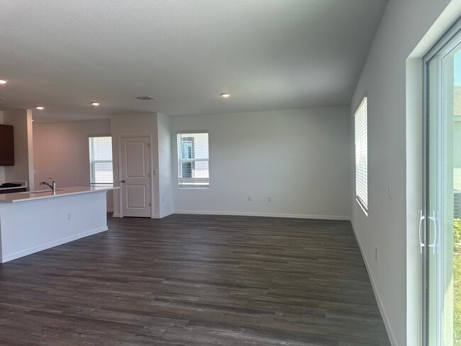 Dining area - 10574 Dusty Boot Rd
