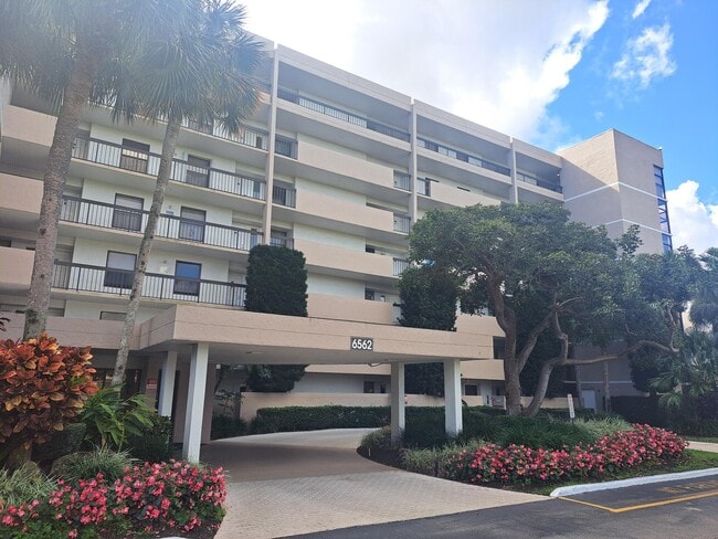Building Photo - 6562 Boca Del Mar Dr Unit 524