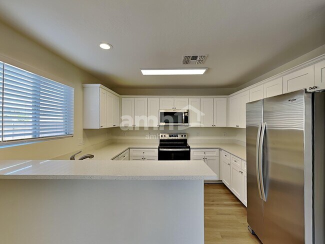 Photo - 22428 W Solano Dr