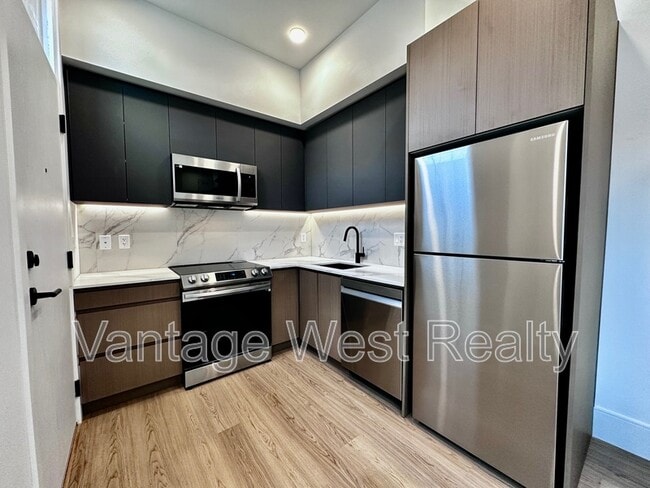 Building Photo - 2967-2967 Richter St