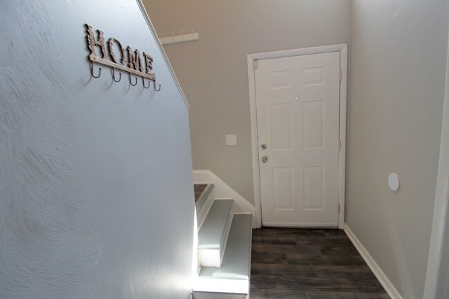 Photo - 1416 Bradley Dr