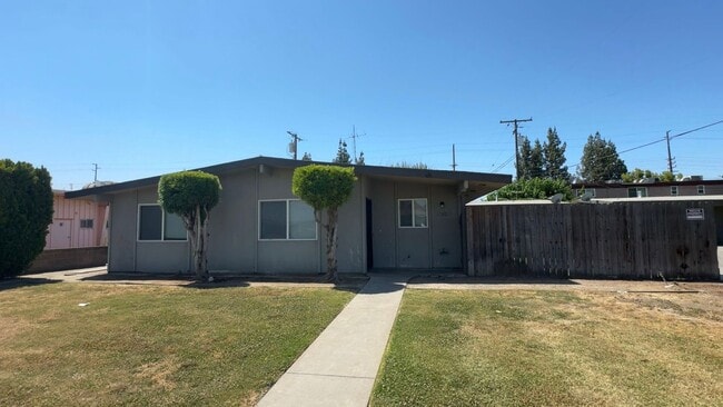 1999 - 1999 Apartment Unit 1421