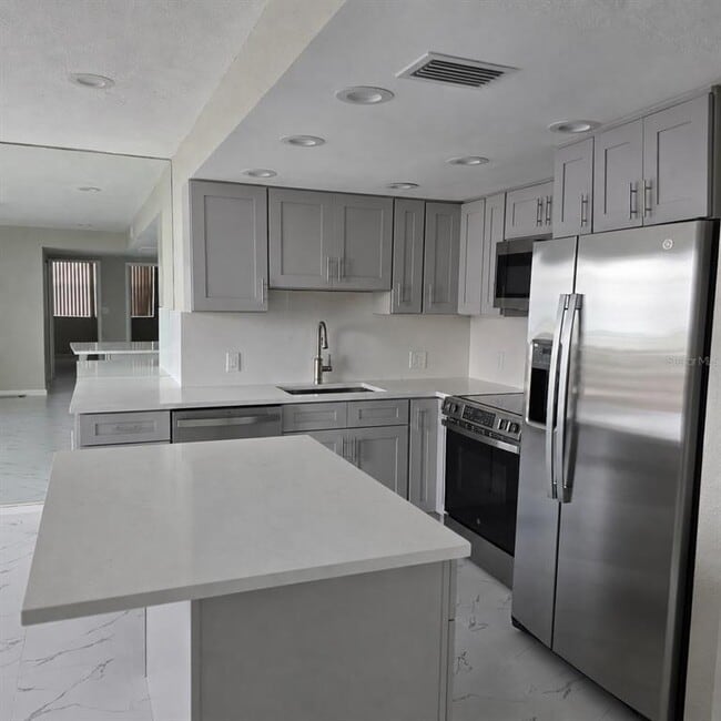 Photo - 4015 Bayshore Blvd Unit 7F