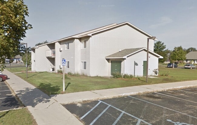 Photo - 595 Meadows Dr