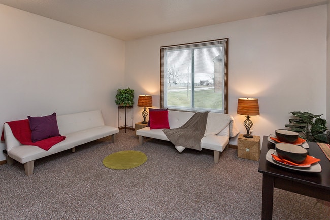 Photo - Newton Park Apartments