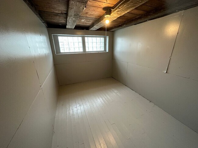 Photo - 6302 W Medford Ave Unit 6302A - Rear