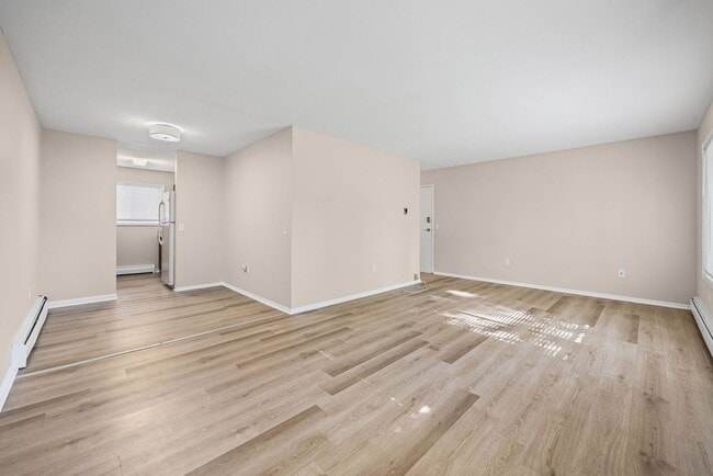 Photo - 725 Cedarwood Terrace Unit C