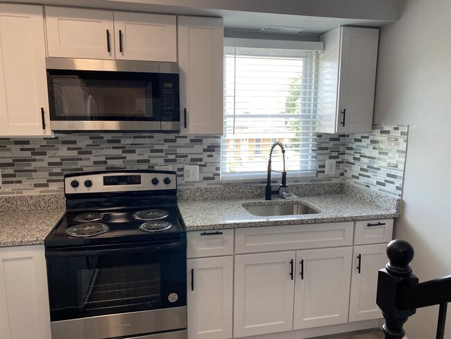 Photo - 2933 Presstman St Unit 3B AVAILABLE $600