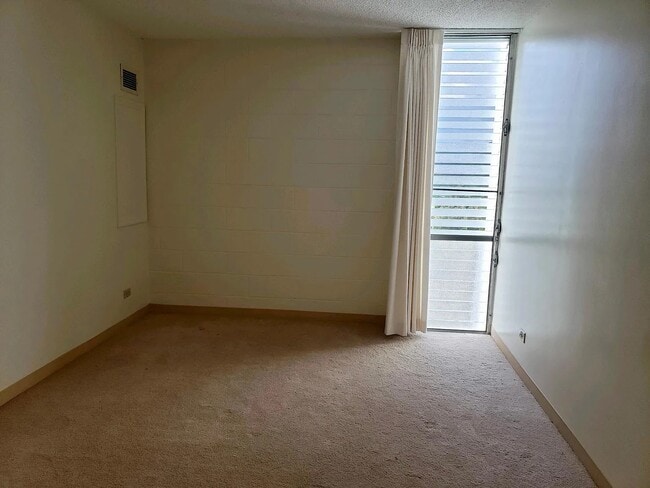 Photo - 3045 Ala Napuaa Pl