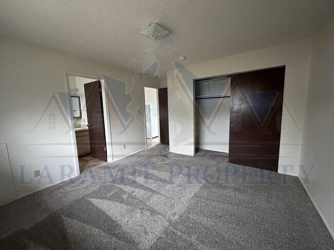 Photo - 706 Downey St Unit 19