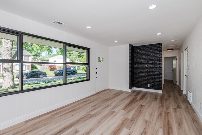 Photo - 2804 Blackhawk Rd