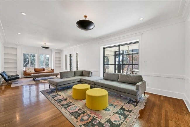 Photo - 1508 Marshall Ln