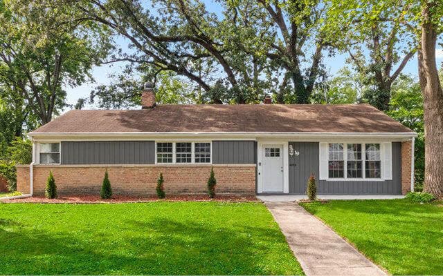 Building Photo - 19 Apple Ln